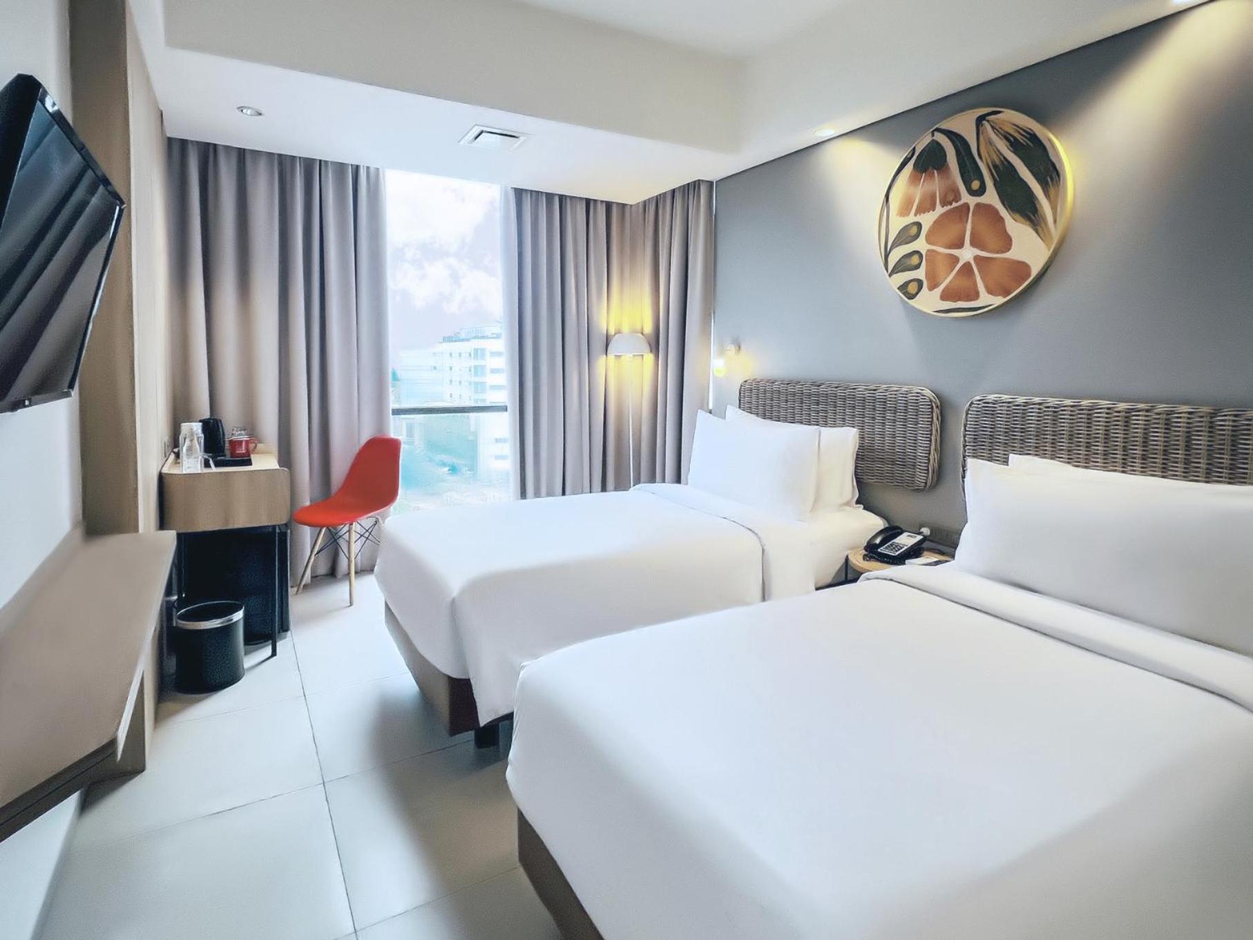 Neo Hotel Puri Indah Джакарта Экстерьер фото